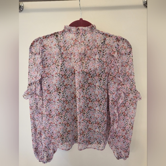 Nwt evereve roan & ryan pink floral ruffle top small - Picture 5 of 5